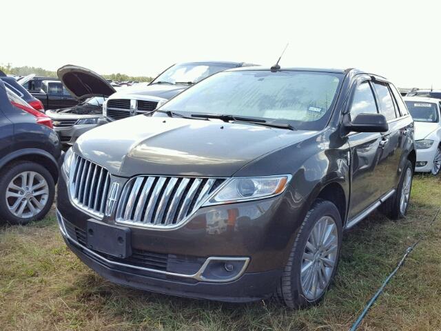 2LMDJ8JK6BBJ21632 - 2011 LINCOLN MKX BROWN photo 2