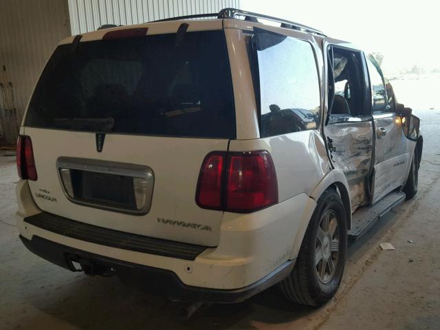 5LMFU27506LJ06900 - 2006 LINCOLN NAVIGATOR თეთრი ფოტო 4