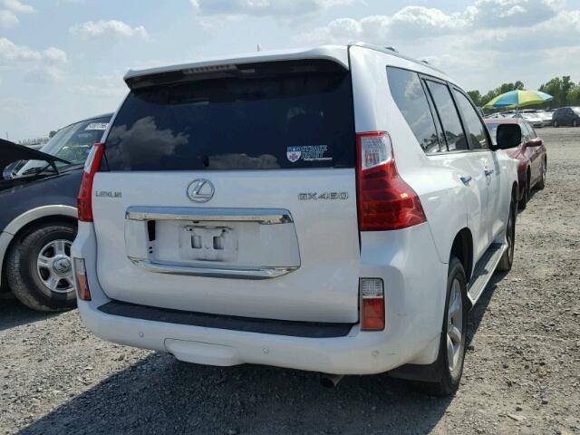 JTJBM7FX9A5008447 - 2010 LEXUS GX BASE WHITE photo 4