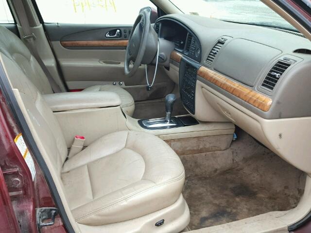 1LNHM97V21Y602068 - 2001 LINCOLN CONTINENTA MAROON photo 5