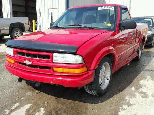 1GCCS14W6Y8184594 - 2000 CHEVROLET S TRUCK S1 RED photo 2