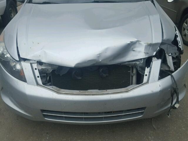 1HGCP26368A152071 - 2008 HONDA ACCORD LX SILVER photo 9