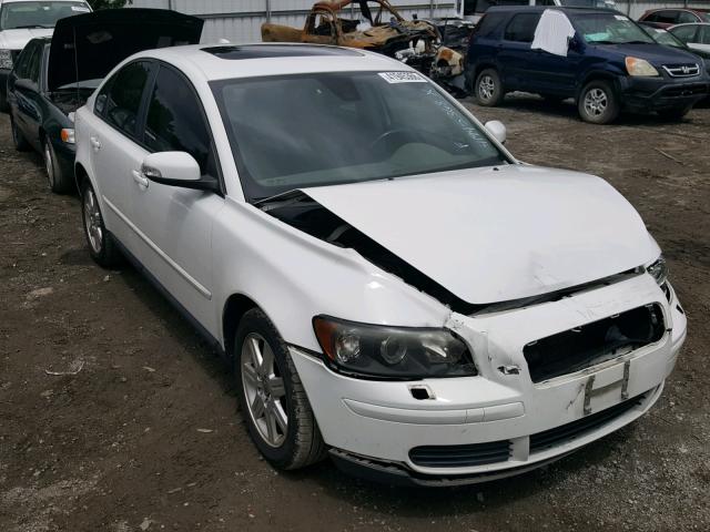 YV1MS382172272651 - 2007 VOLVO S40 2.4I WHITE photo 1