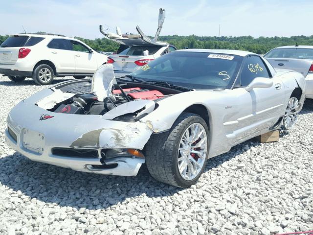 1G1YY12S615133522 - 2001 CHEVROLET CORVETTE Z SILVER photo 2