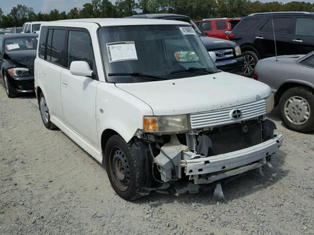 JTLKT324864037594 - 2006 TOYOTA SCION WHITE photo 1