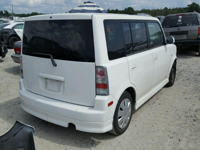 JTLKT324864037594 - 2006 TOYOTA SCION WHITE photo 4