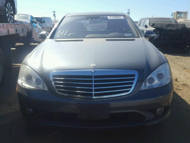 WDDNG86X18A159545 - 2008 MERCEDES-BENZ S 550 4MAT GRAY photo 9