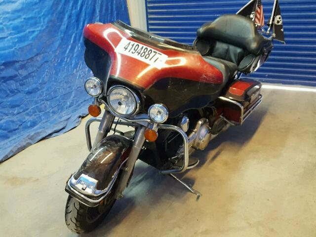 1HD1FC417AB634983 - 2010 HARLEY-DAVIDSON FLHTCU RED photo 2