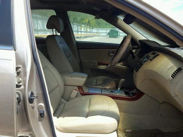 KMHFC46F07A234966 - 2007 HYUNDAI AZERA SE GOLD photo 5