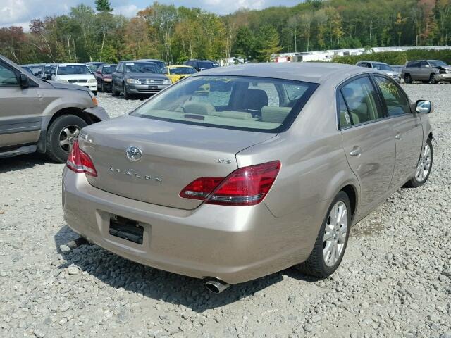 4T1BK36B88U293546 - 2008 TOYOTA AVALON XL BROWN photo 4