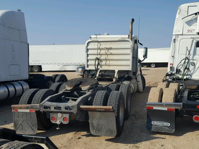 1FUJGEDV9CLBK7900 - 2012 FREIGHTLINER CASCADIA 1 WHITE photo 4