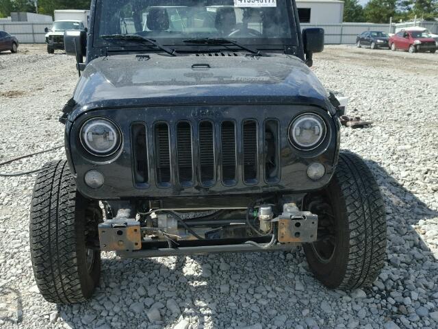 1C4BJWFG6FL515671 - 2015 JEEP WRANGLER U BLACK photo 9