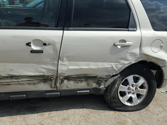 1FMCU94108KE59260 - 2008 FORD ESCAPE WHITE photo 9