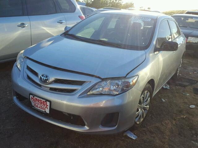 5YFBU4EE2CP045394 - 2012 TOYOTA COROLLA BA SILVER photo 2