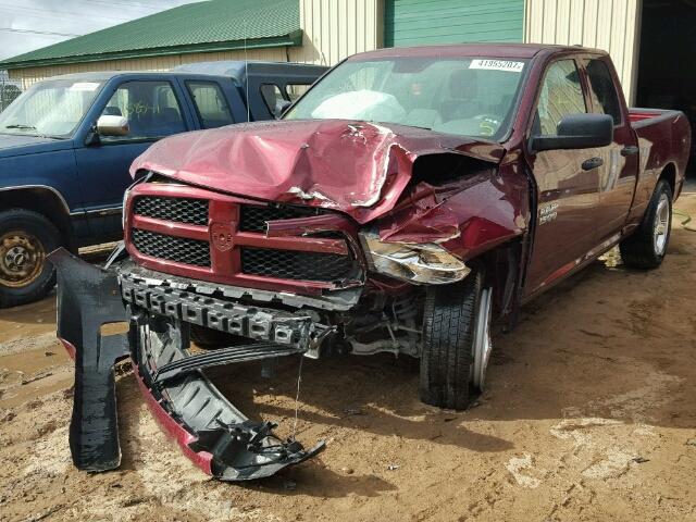 1C6RR7FT1HS617972 - 2017 RAM 1500 ST RED photo 2