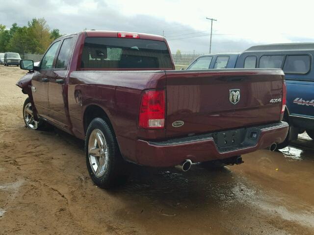 1C6RR7FT1HS617972 - 2017 RAM 1500 ST RED photo 3