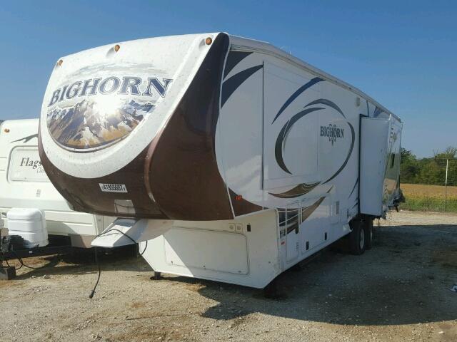 5SFBG3727DE261693 - 2013 HEART LAND TRAILER BEIGE photo 1