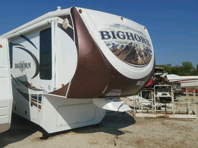 5SFBG3727DE261693 - 2013 HEART LAND TRAILER BEIGE photo 2