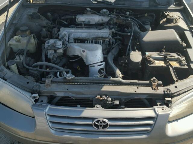 4T1BG22K7VU094968 - 1997 TOYOTA CAMRY CE BEIGE photo 7