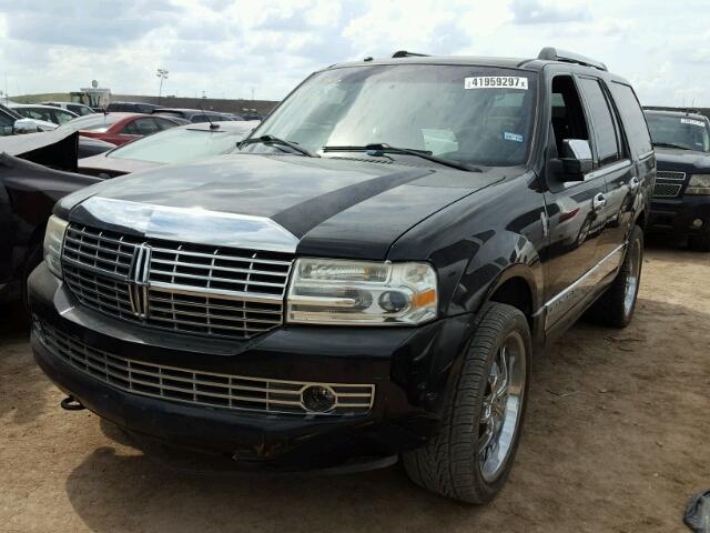 5LMFU27598LJ06056 - 2008 LINCOLN NAVIGATOR BLACK photo 2