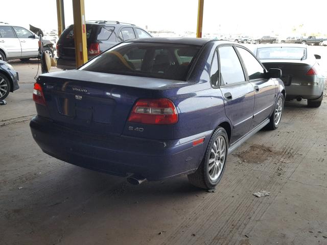 YV1VS27544F053973 - 2004 VOLVO S40 1.9T BLUE photo 4