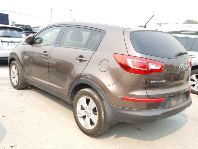 KNDPB3A28C7327087 - 2012 KIA SPORTAGE B BROWN photo 3