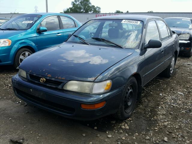 1NXBB02E0VZ609130 - 1997 TOYOTA COROLLA DX GREEN photo 2