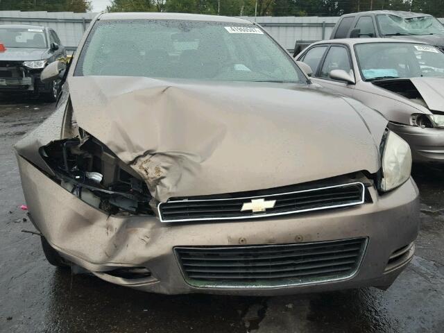 2G1WB55K569245458 - 2006 CHEVROLET IMPALA BROWN photo 9