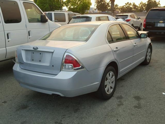 3FAFP06Z26R206558 - 2006 FORD FUSION S SILVER photo 4