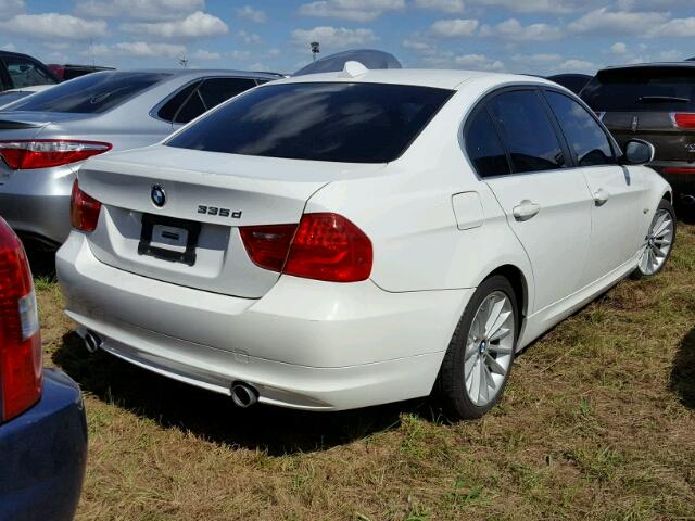 WBAPN7C56BA781438 - 2011 BMW 335 WHITE photo 4