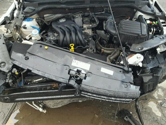 3VW2K7AJ3EM411042 - 2014 VOLKSWAGEN JETTA BASE Արծաթագույն լուսանկար 7