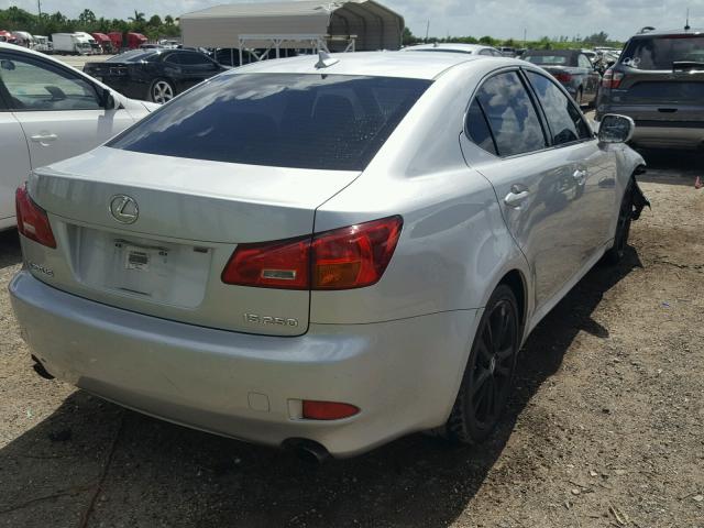 JTHBK262682079924 - 2008 LEXUS IS 250 SILVER photo 4