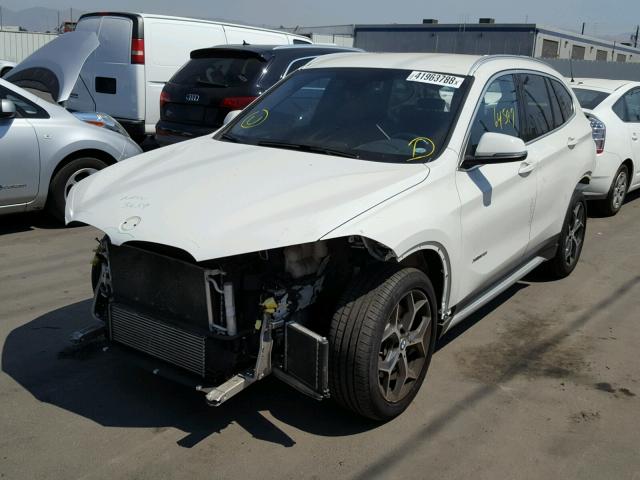 WBXHT3C30GP884575 - 2016 BMW X1 XDRIVE2 WHITE photo 2