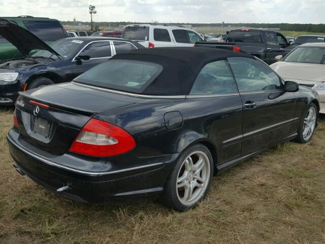 WDBTK72F79T103881 - 2009 MERCEDES-BENZ CLK 550 BLACK photo 4