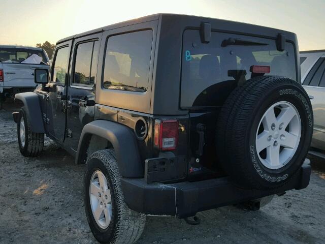 1C4BJWDG8HL539136 - 2017 JEEP WRANGLER U BLACK photo 3