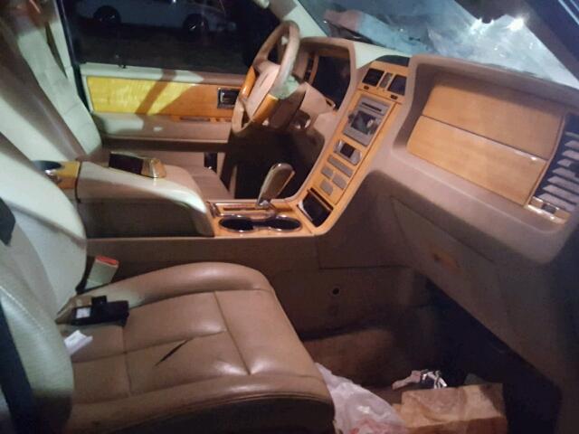 5LMFU28547LJ05717 - 2007 LINCOLN NAVIGATOR GOLD photo 5