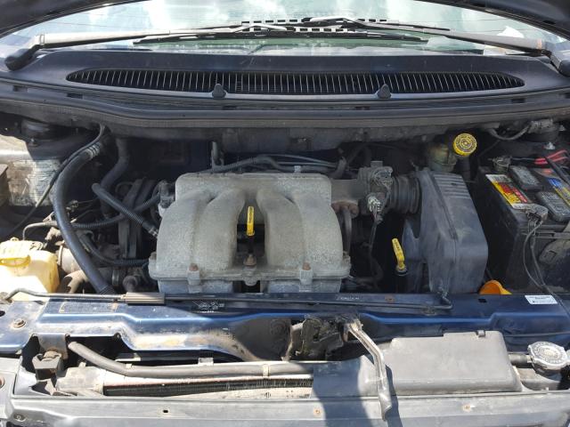 2B4FP25B5YR826045 - 2000 DODGE CARAVAN BLUE photo 7