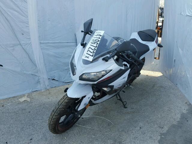 JKAEX8A13EA006247 - 2014 KAWASAKI EX300 A WHITE photo 2