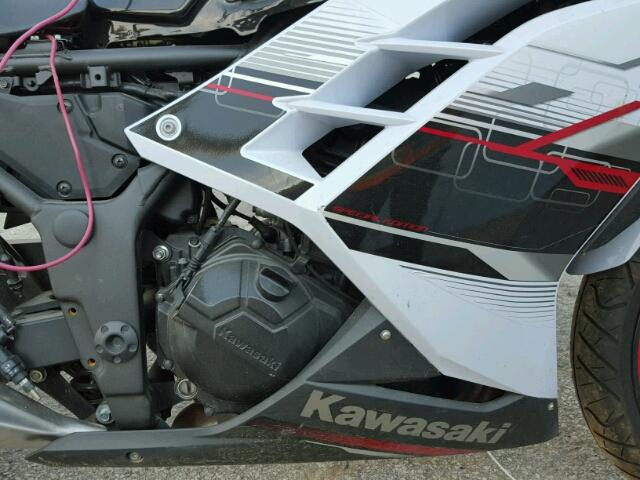 JKAEX8A13EA006247 - 2014 KAWASAKI EX300 A WHITE photo 7