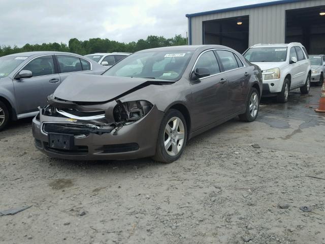 1G1ZB5EB8AF236976 - 2010 CHEVROLET MALIBU LS ყავისფერი ფოტო 2