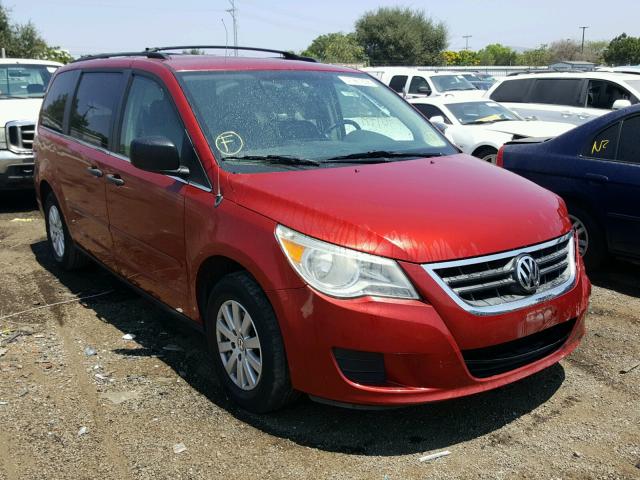 2V8HW44189R598373 - 2009 VOLKSWAGEN ROUTAN S RED photo 1