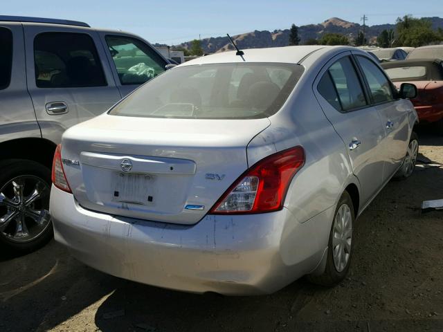 3N1CN7AP8CL896187 - 2012 NISSAN VERSA S SILVER photo 4