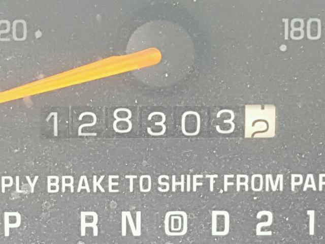 2G1WL52M2V1159279 - 1997 CHEVROLET LUMINA BAS თეთრი ფოტო 8