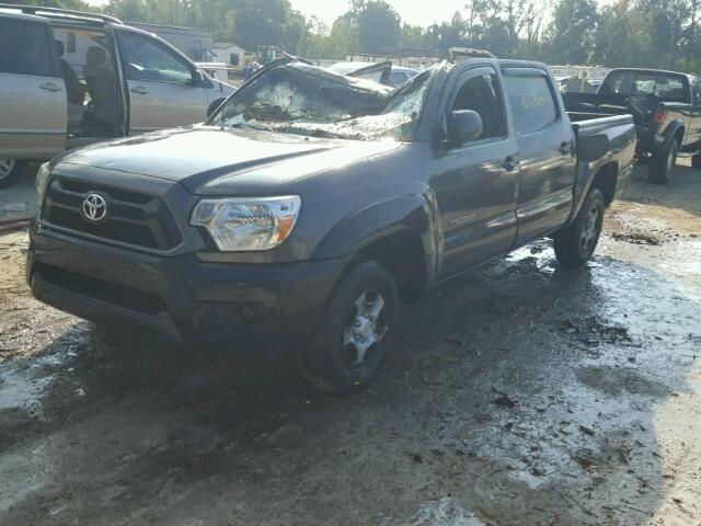 5TFJX4CN0DX035195 - 2013 TOYOTA TACOMA DOU GRAY photo 2