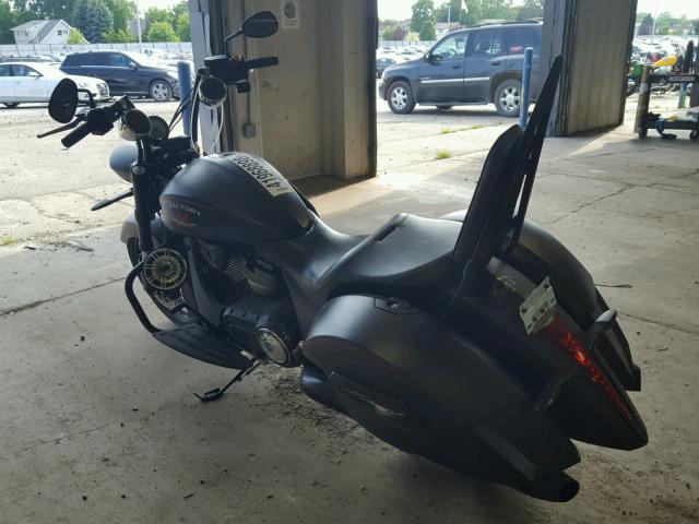 5VPEW36N8D3013495 - 2013 VICTORY MOTORCYCLES HARD-BALL Schwarz Foto 3