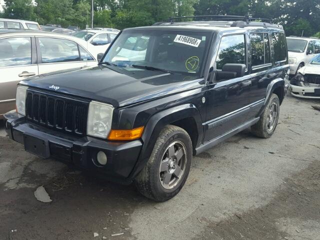1J8HG48N06C188704 - 2006 JEEP COMMANDER BLACK photo 2