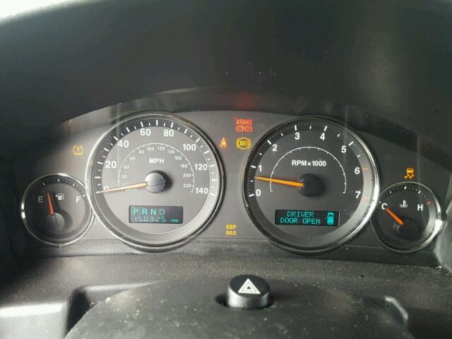 1J8HG48N06C188704 - 2006 JEEP COMMANDER BLACK photo 8