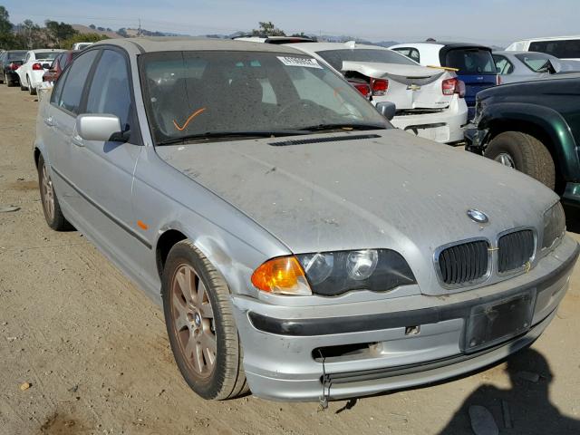 WBAAM334XYFP78014 - 2000 BMW 323 SILVER photo 1