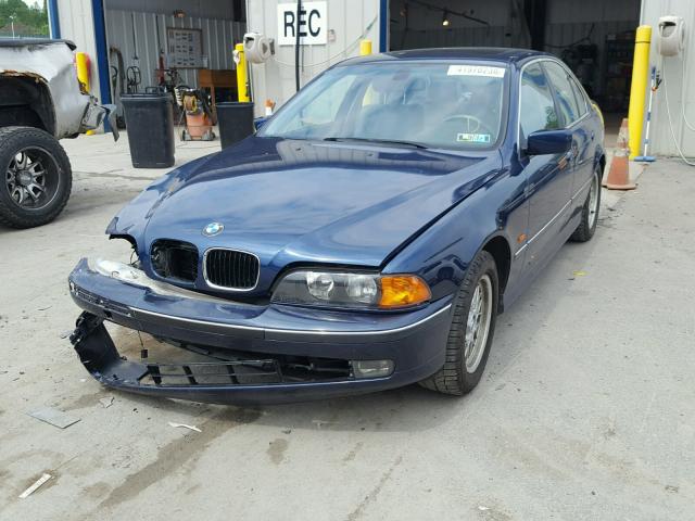 WBADM6340YGU08585 - 2000 BMW 528 I AUTO BLUE photo 2