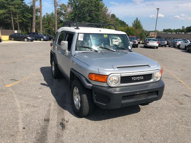 JTEBU11F98K017803 - 2008 TOYOTA FJ CRUISER SILVER photo 2